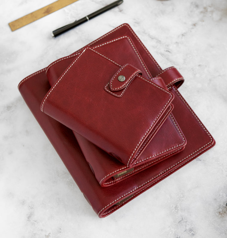 Malden Pocket Leather Organizer in Burgundy