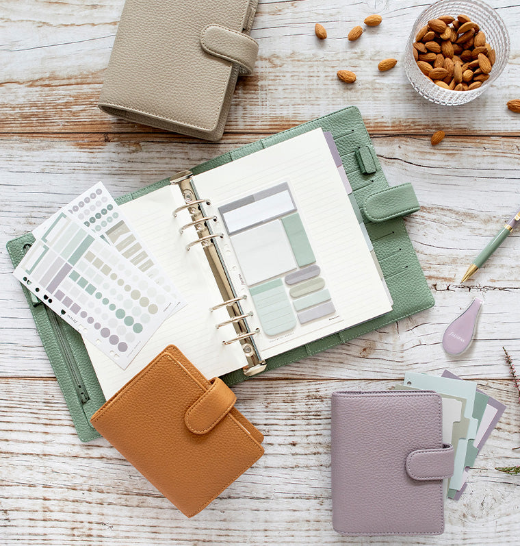 システム手帳fILOFAXA5オーガナイザーディレクター Norfolk Personal Leather Organiser | Filofax – Filofax US
